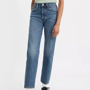Levi’s Wedgie Straight Jeans